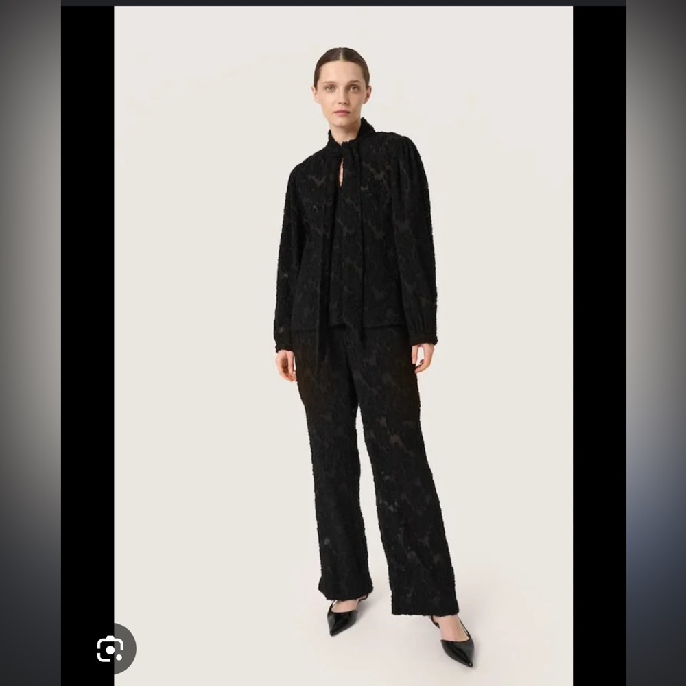 Black Long Sleeve Tie Front Blouse